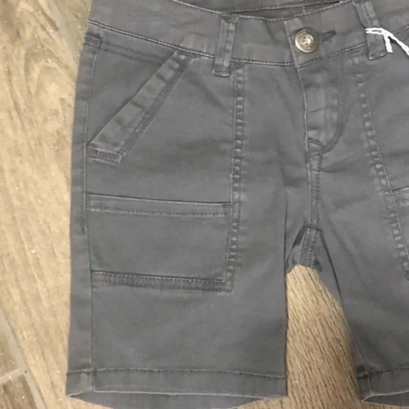 UNIONBAY grey shorts - Picture 2 of 4